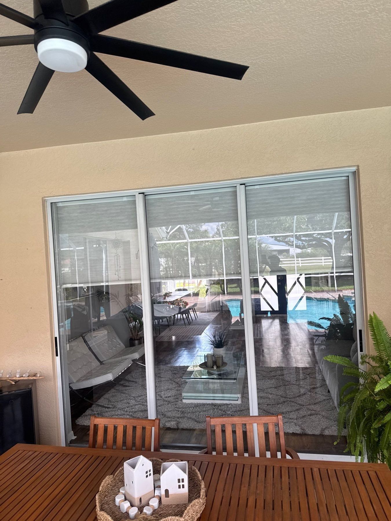 Before: Lanai · sliding glass door