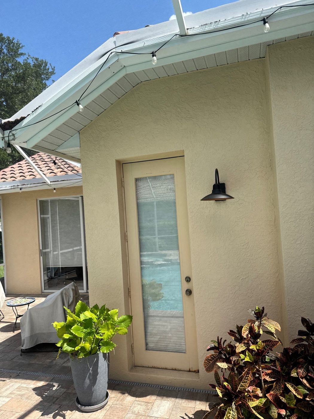 Before: original white non-impact windows, Lutz FL